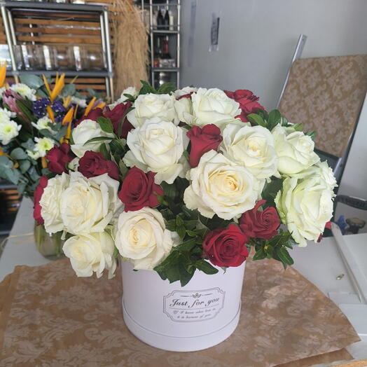 Lovers white box