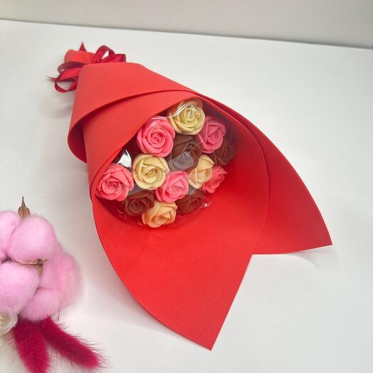 Bouquet of 13 roses