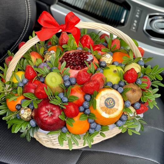 Фруктово-ягодный микс 32 см