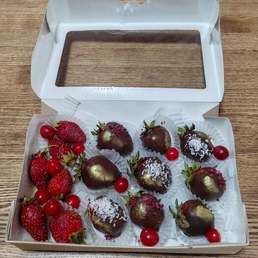 Клубника 🍓 в шоколаде