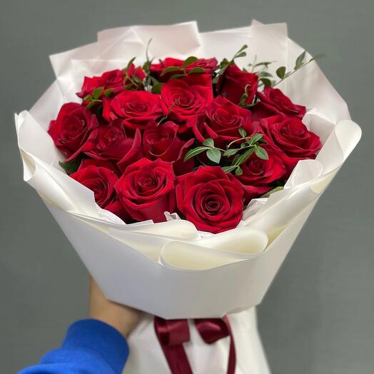 Raffaello-15 rosas rojas