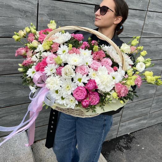 Корзина цветов микс