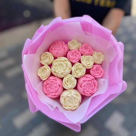 Шоколадные пионы и розы