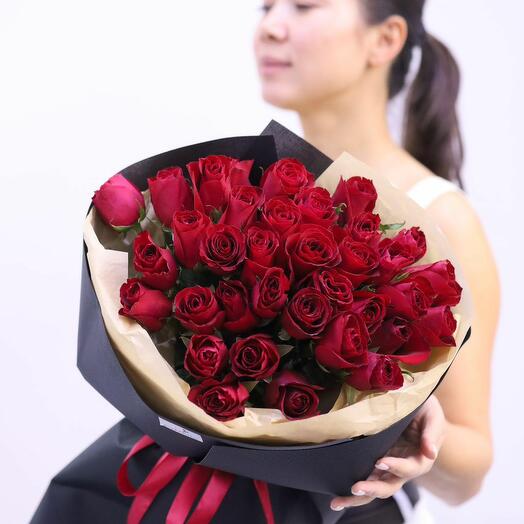 Cvetasto Изысканный букет из 35 роз