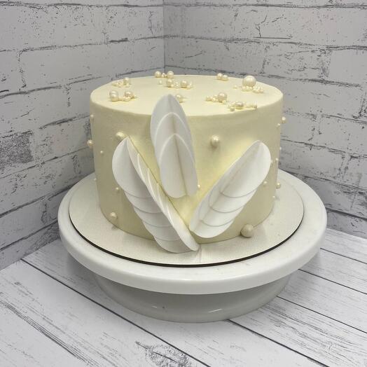 Milk Girl Cake