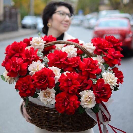 51 французская роза в корзине