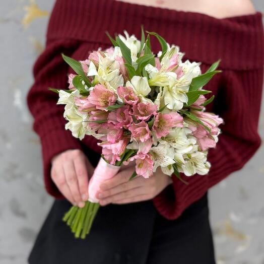 Ramo de boda de alstroemeria
