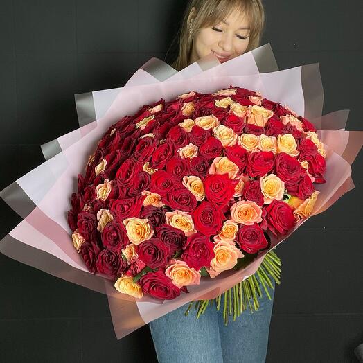 Букет из 131 розы