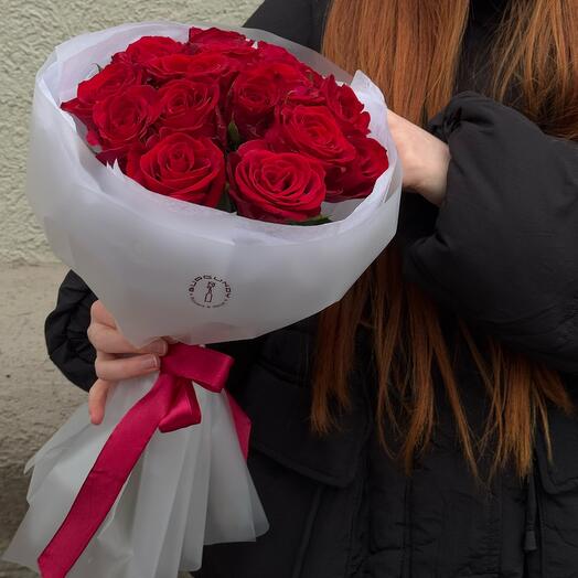 Bouquet of 15 Kenyan roses