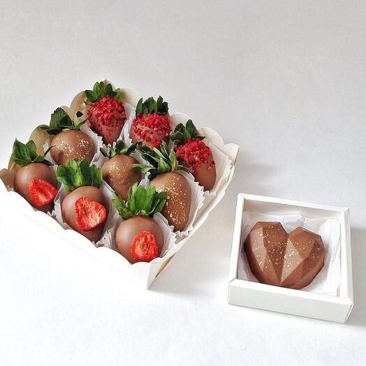 Клубника в шоколаде и дубайский шоколад сердце