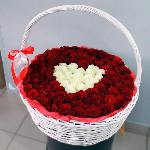 Корзина из 101 розы