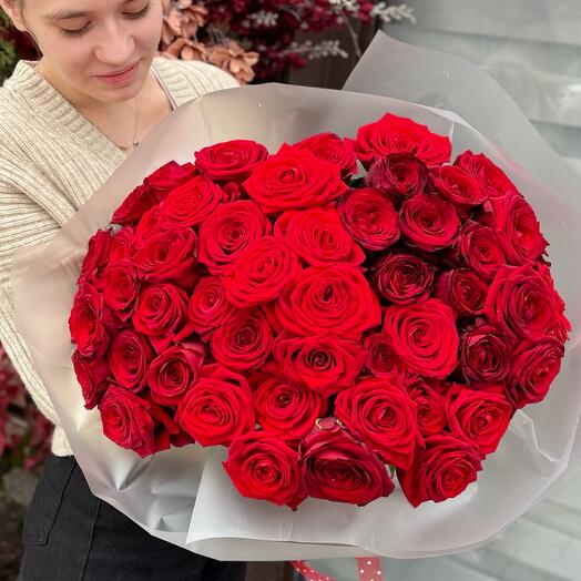 Букет из 55 красных роз