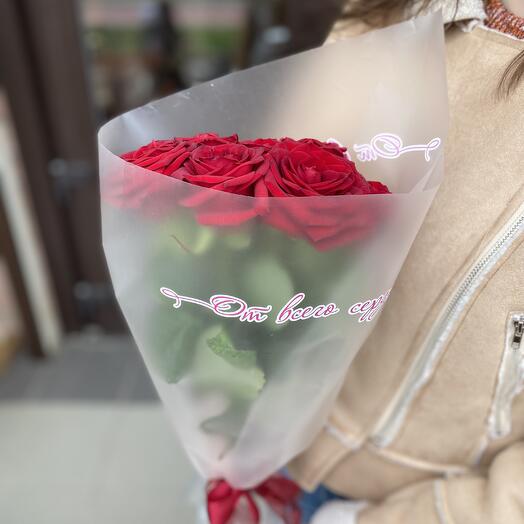 Монобукет из 7 алых роз🌹