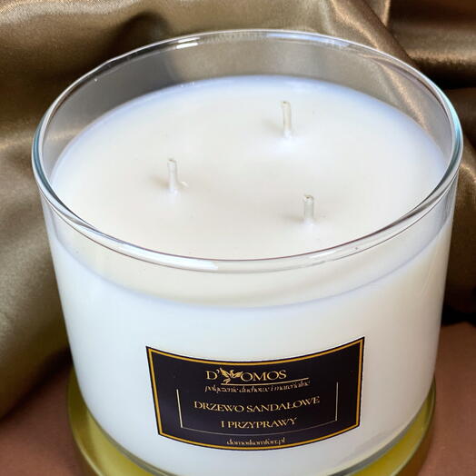 Természetes illatgyertya „Szantálfa és fűszerek 535 ml