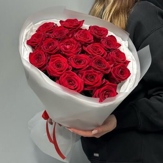 Роза 19 шт