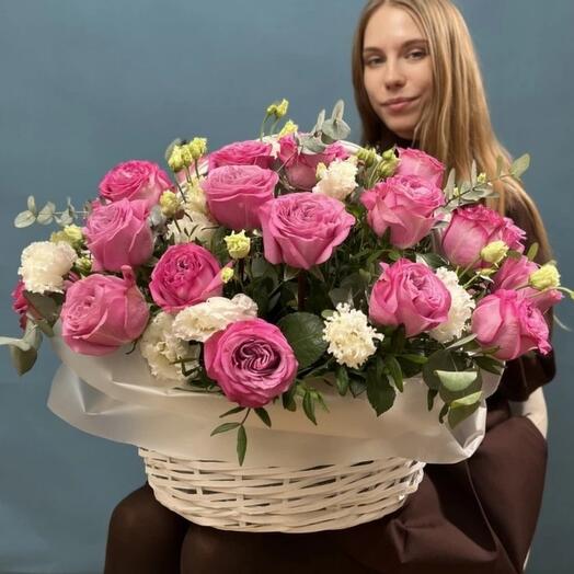 Корзина с цветами