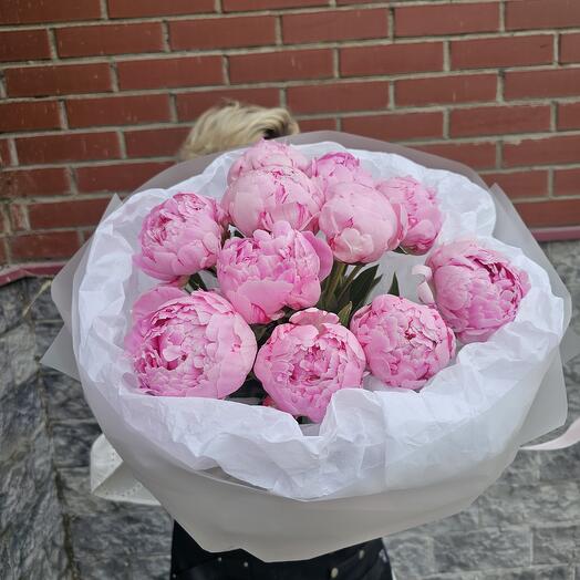Букет пионов 11 шт