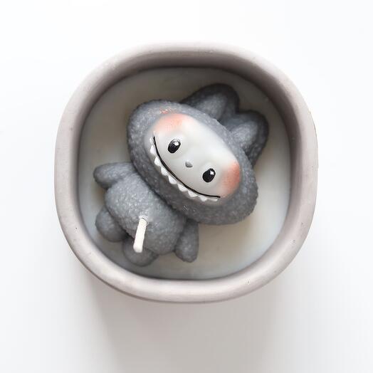 Свеча Monstrik Labu grey