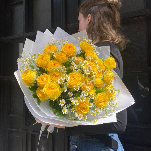 Trendsetter gold and tanacetum