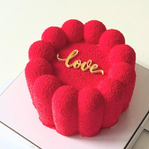 Муссовый бенто-торт Три шоколада LOVE