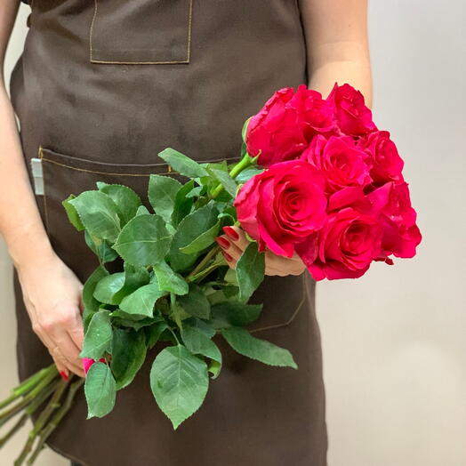 Роза малиновая Эквадор 7 шт