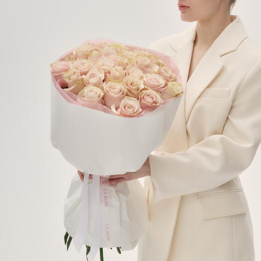 Монобукет розовых роз PInk Mondial, 15 шт