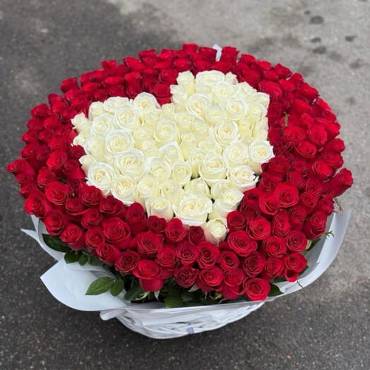 Сердце в розах