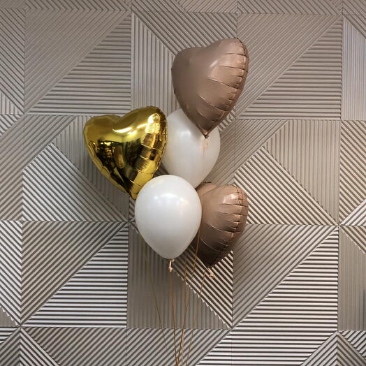 Набор из воздушных шаров «золотое и персиковые сердца»