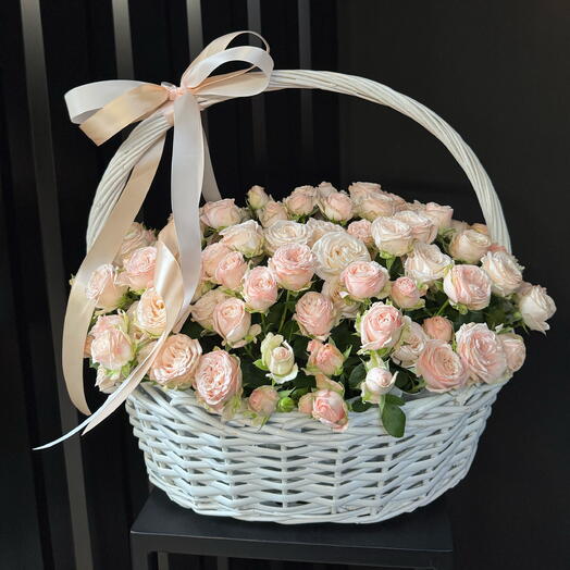 Корзина с цветами🌸