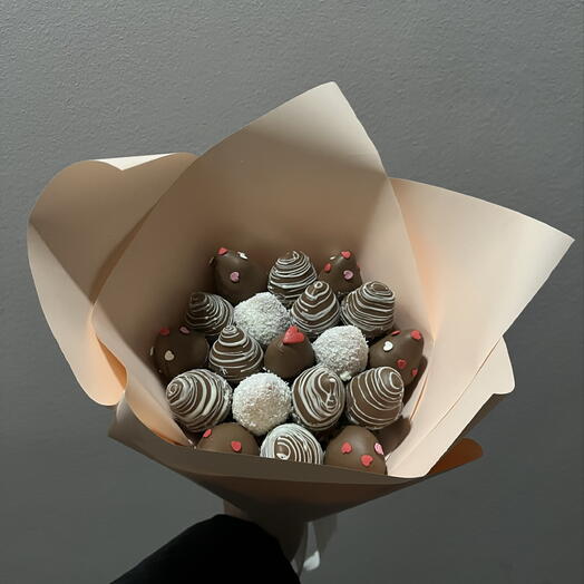 Букет клубники в шоколаде Love, M