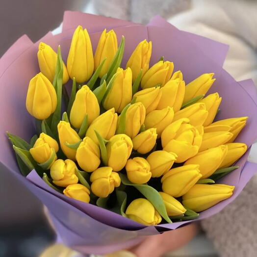 35 желтых тюльпанов 💛Тюльпаны