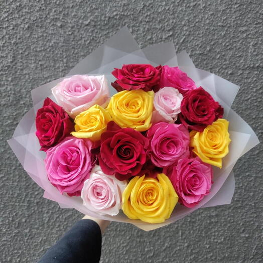 Букет микс из 15 роз 💓