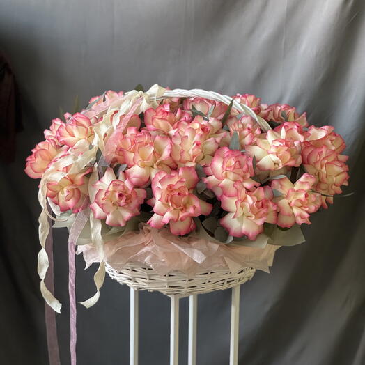 Корзина с цветами 37 французских роз 🌸🩷