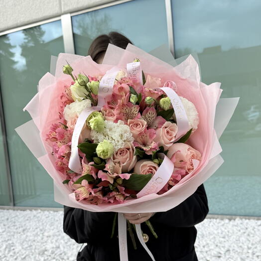 Букет «Esencia Floral»