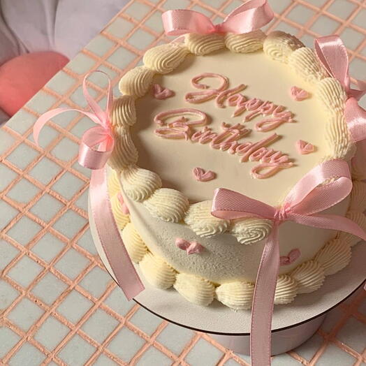 Бенто торт с рюшами Happy Birthday