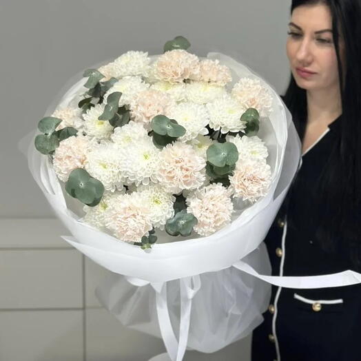 Букет-дуо хризантем и диантусов