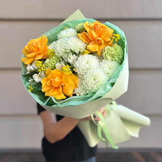 Букет «Луговое золото» 🌼🩷шикарные французские розы 💛 пушистая хризантема🍃 ароматный и свежий букет