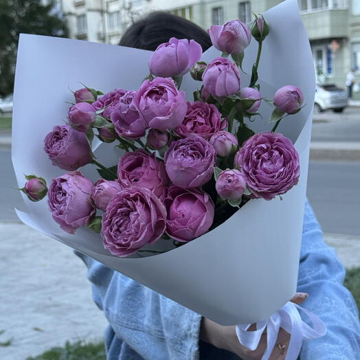 Пионовидные кустовые розы дофамин 3шт