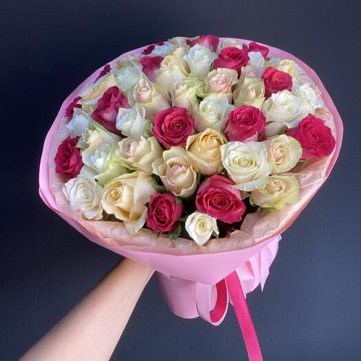Микс из 51 кенийской розы
