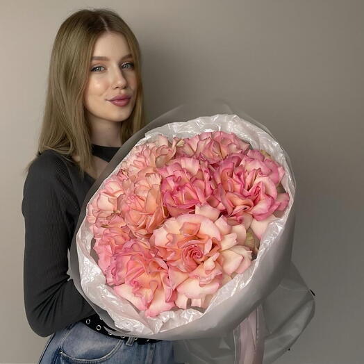 Букет французких нежно-розовых роз/ 9 шт