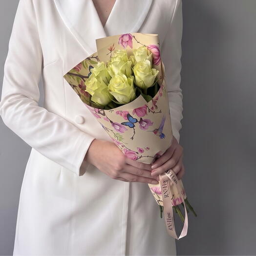 Special offer 🔥7 white Athena roses 40 cm in decoration