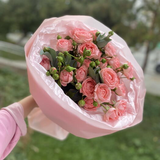 Монобукет роз кустовых