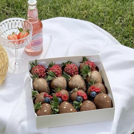 Клубника в шоколаде 
ROMANTIC ️‍🔥