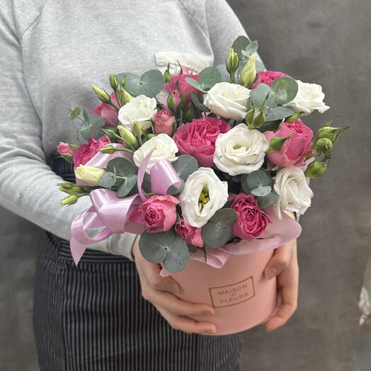 Rosa Misty bubbles con Lisianthus y eucalipto