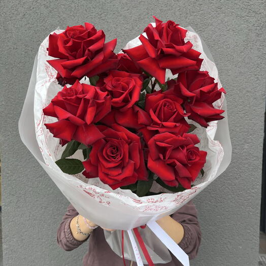 Моно из бордовых французских роз