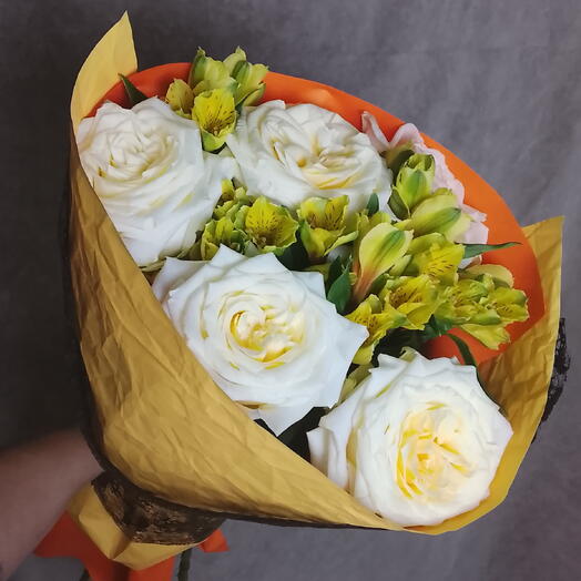 Альстромерия с Розами