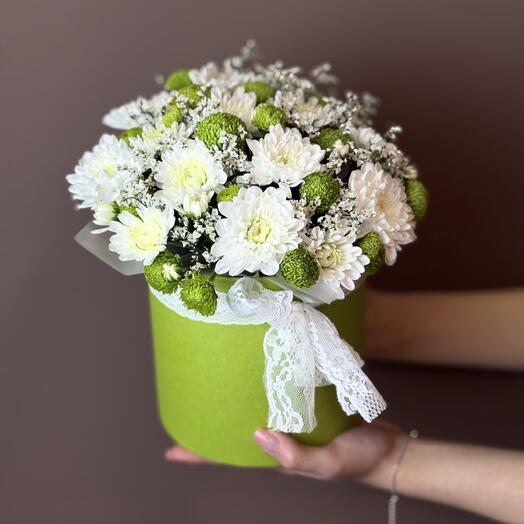 Композиция в шляпной коробке в зеленых тонах 💚