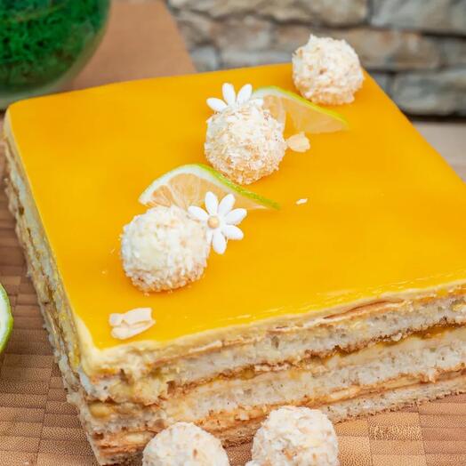 Sponge cake "Exotic Opera"