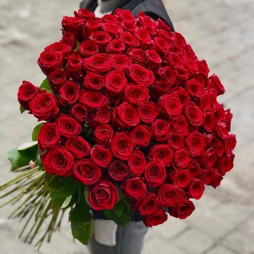 101 rosa roja bajo la cinta 60 cm