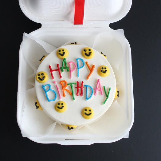 Bento cake "Happy Birthday" with raspberry-strawberry or chocolate filling
